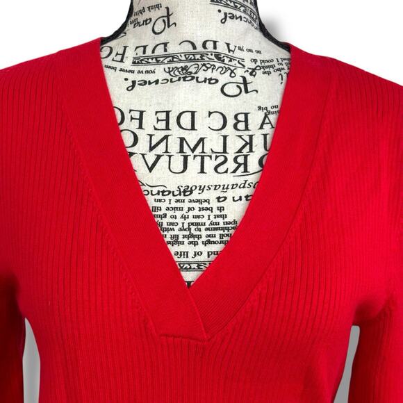Anthropologie Maeve Size M Thea V-Neck Sweater Red OB1243812 - Picture 4 of 6